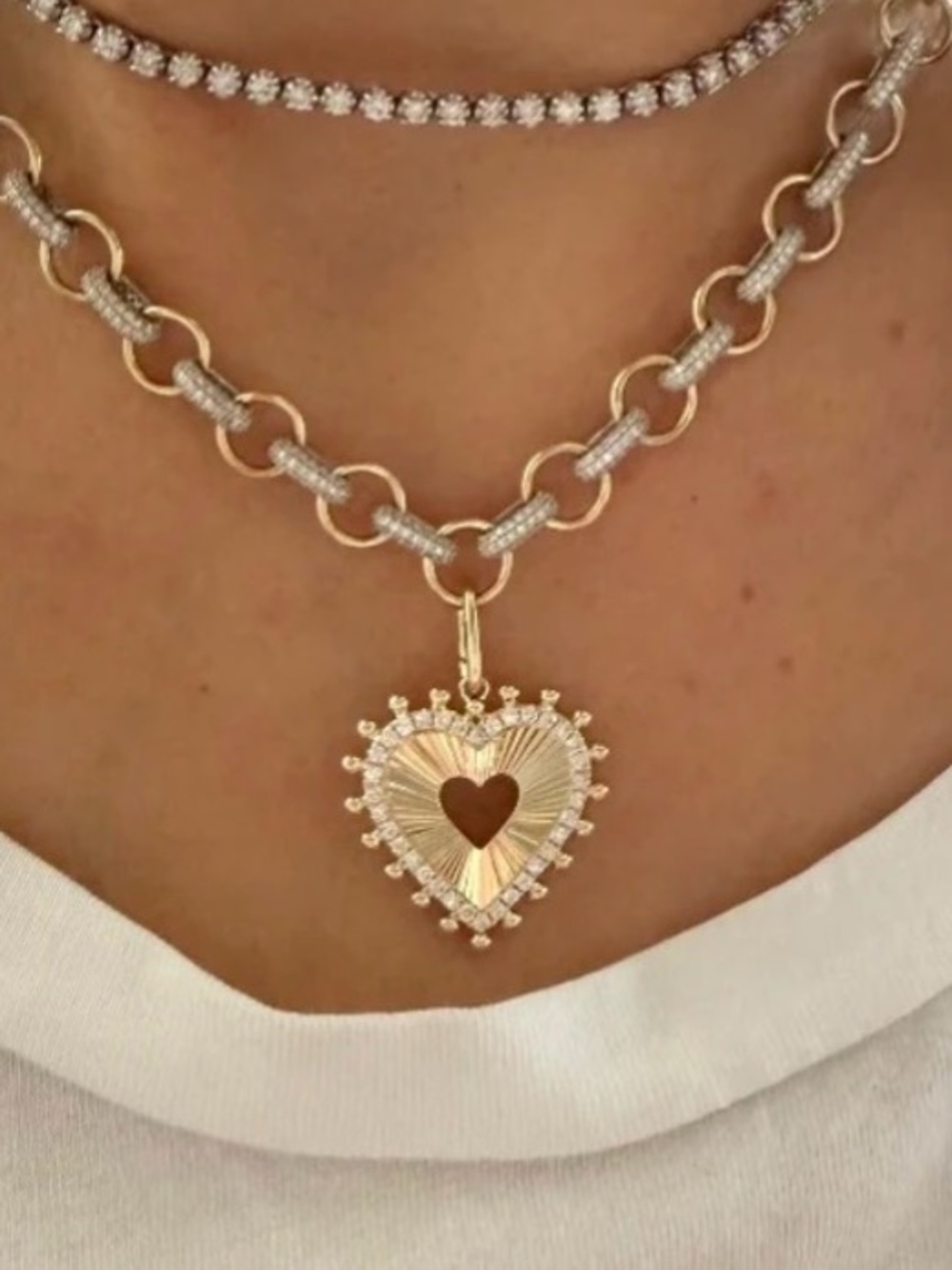 14k yellow gold heart charm pendant with diamonds
